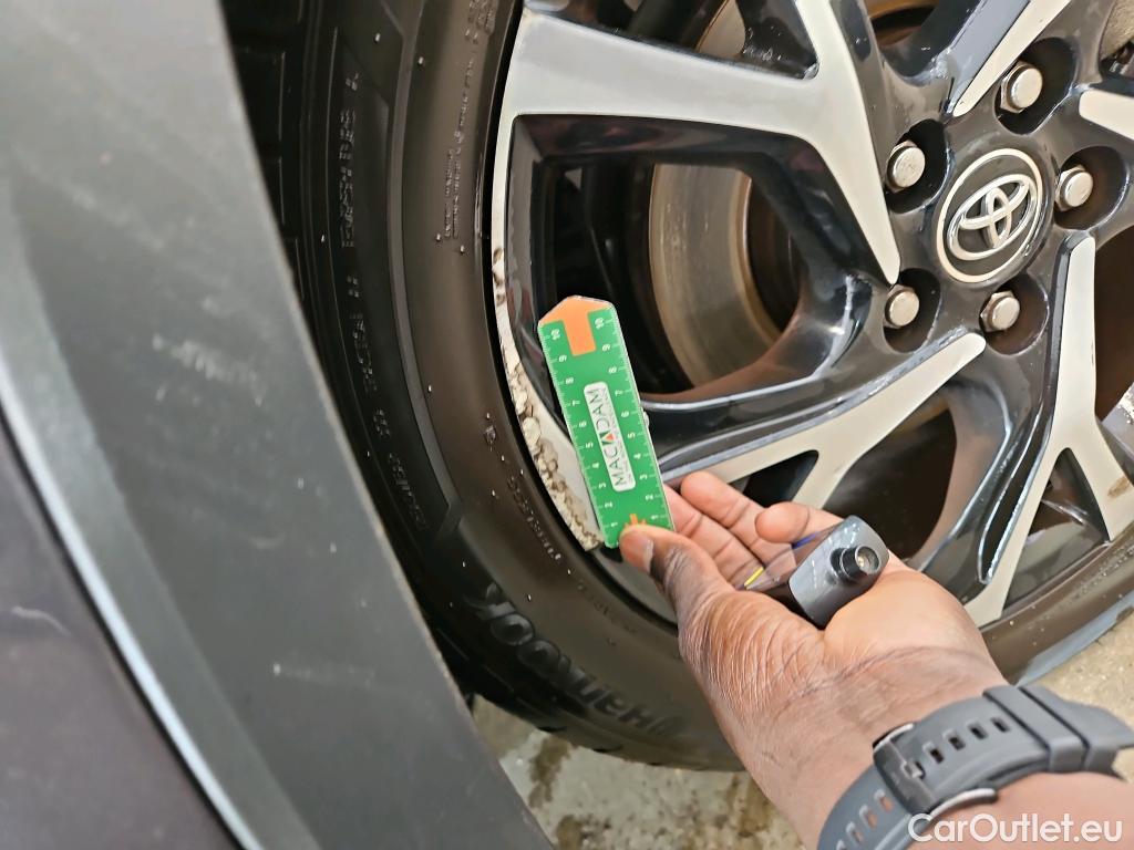  Toyota  C-HR TOYOTA  / 2016 / 5P / SUV 1.8 HYBRIDE 122 COLLECTION #26