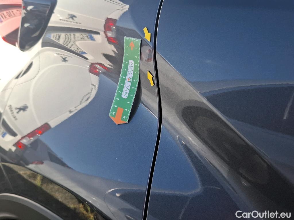  Toyota  C-HR TOYOTA   2016  5P  SUV 2 0 HYBRIDE 184 DYN BUS STAGE ACA #4