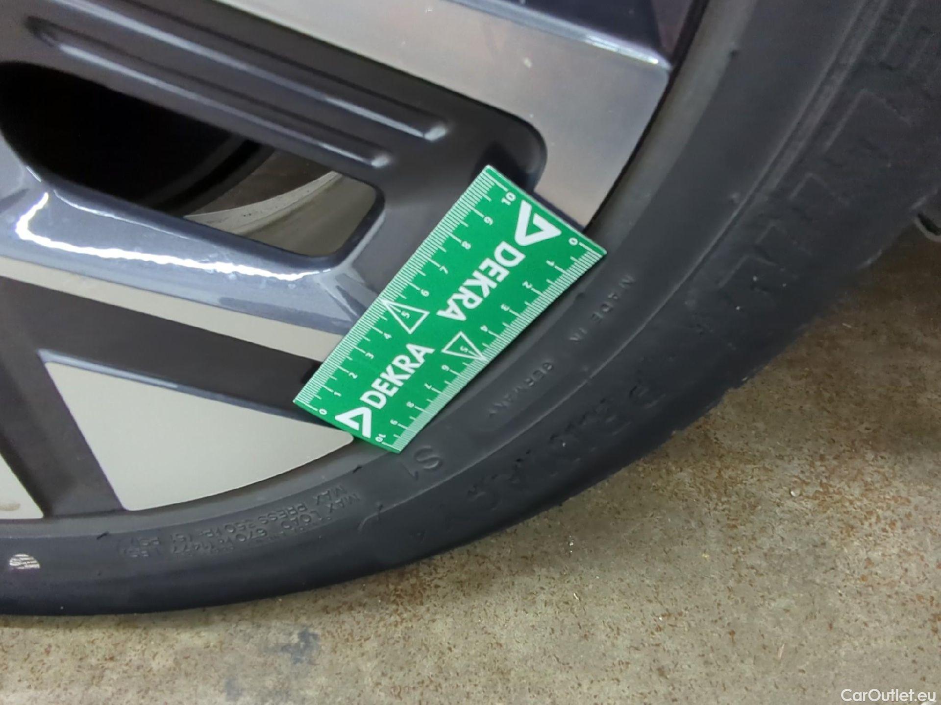  Hyundai  Konna Kona Intuitive Electrique 2WD 64kWh BVA #8