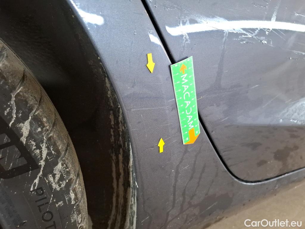  Tesla  Model 3 TESLA  / 2018 / 4P / Berline Grande Autonomie #21