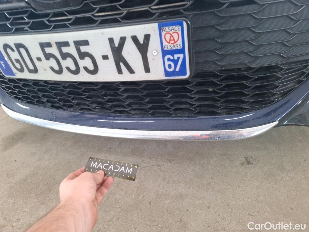  Toyota  Corolla TOYOTA  / 2018 / 5P / Berline Hybride 122h Dynamic Business Stage Acad #16