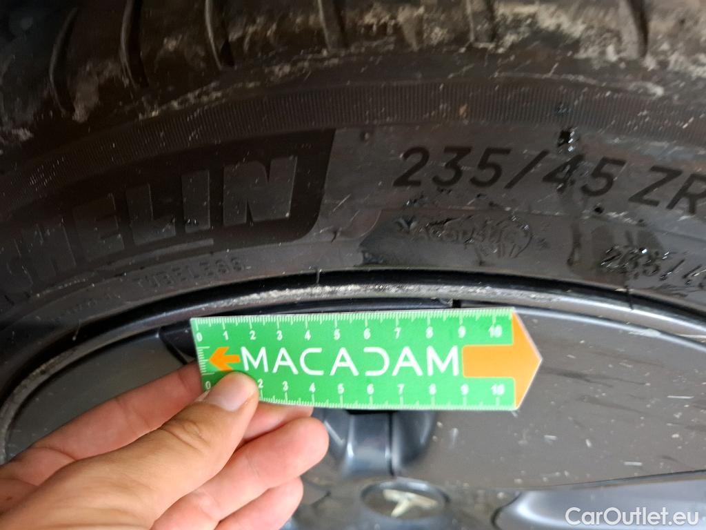  Tesla  Model 3 TESLA  / 2018 / 4P / Berline Grande Autonomie #11