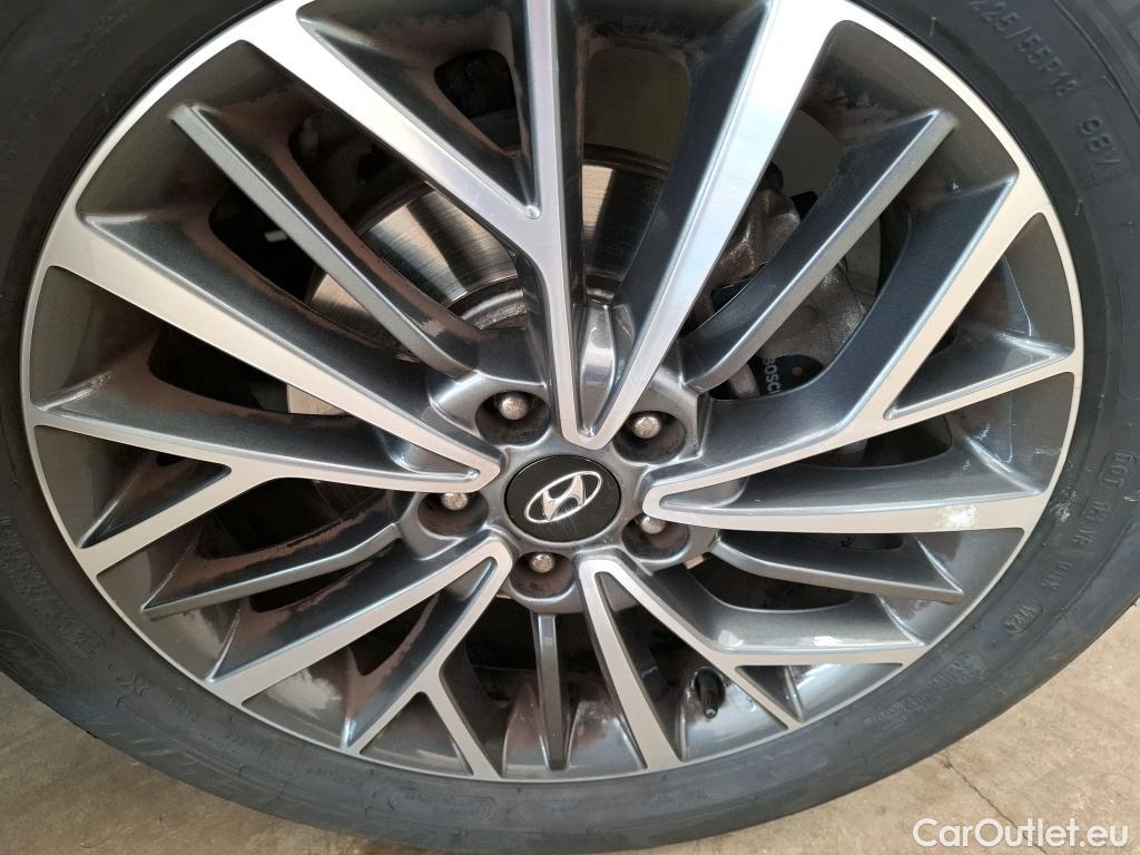  Hyundai  Tucson HYUNDAI  / 2018 / 5P / SUV 1.6 CRDI 136 PREMIUM #1