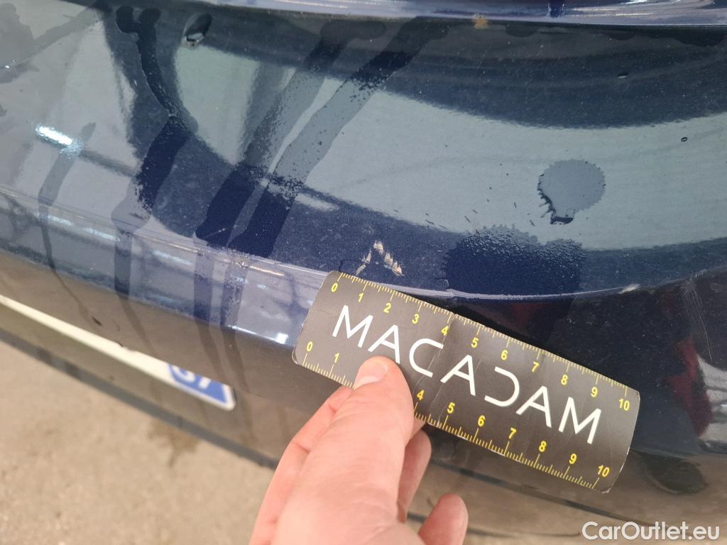  Toyota  Corolla TOYOTA  / 2018 / 5P / Berline Hybride 122h Dynamic Business Stage Acad #14