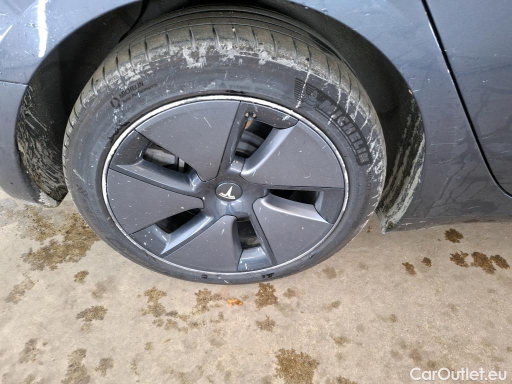  Tesla  Model 3 TESLA  / 2018 / 4P / Berline Grande Autonomie #5