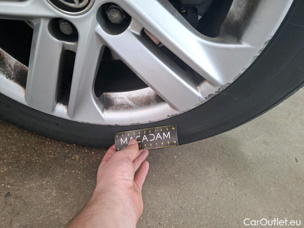  Toyota  Corolla TOYOTA  / 2018 / 5P / Berline Hybride 122h Dynamic Business Stage Acad #10