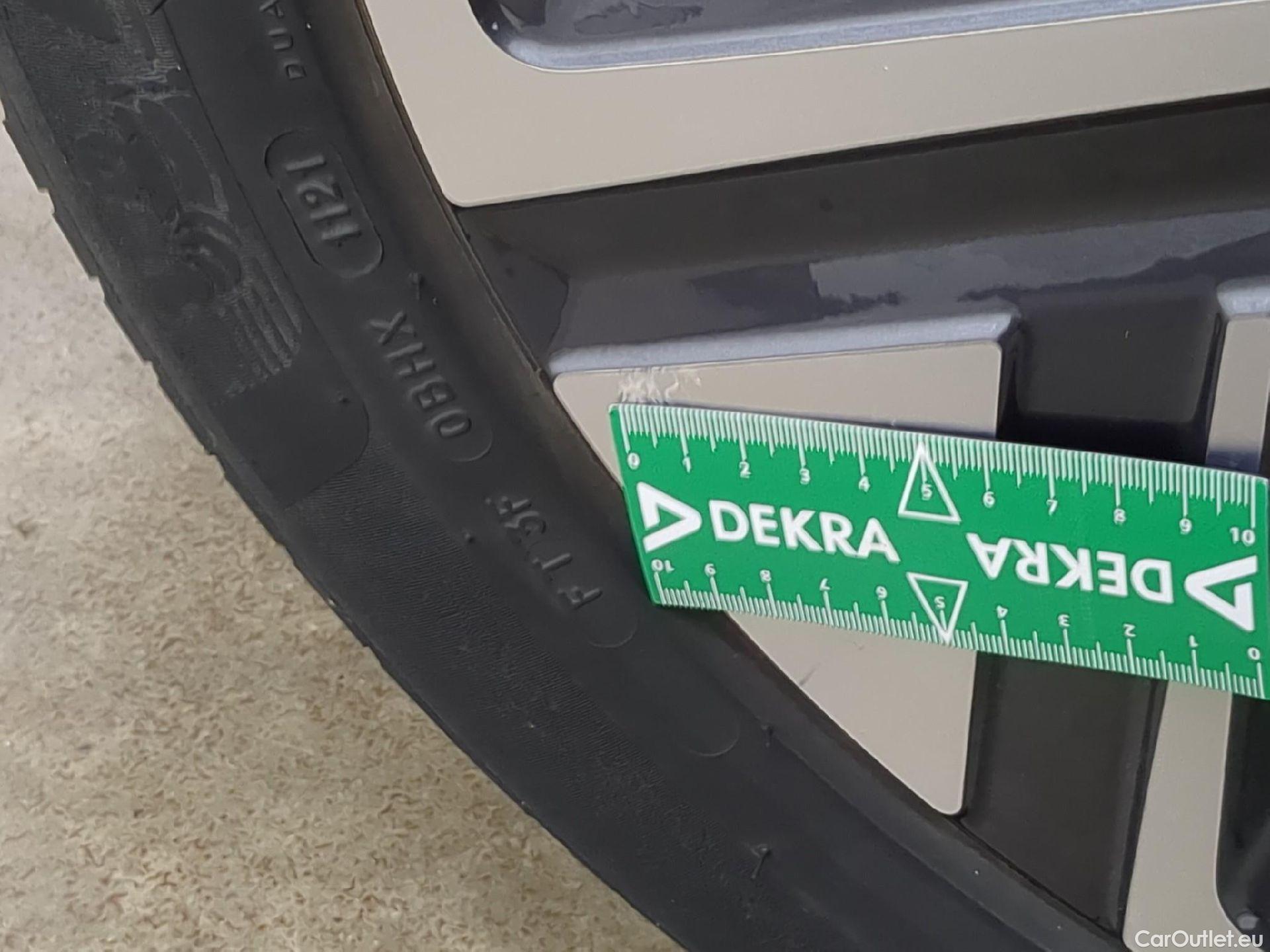  Hyundai  Konna Kona Intuitive Electrique 2WD 64kWh BVA #10