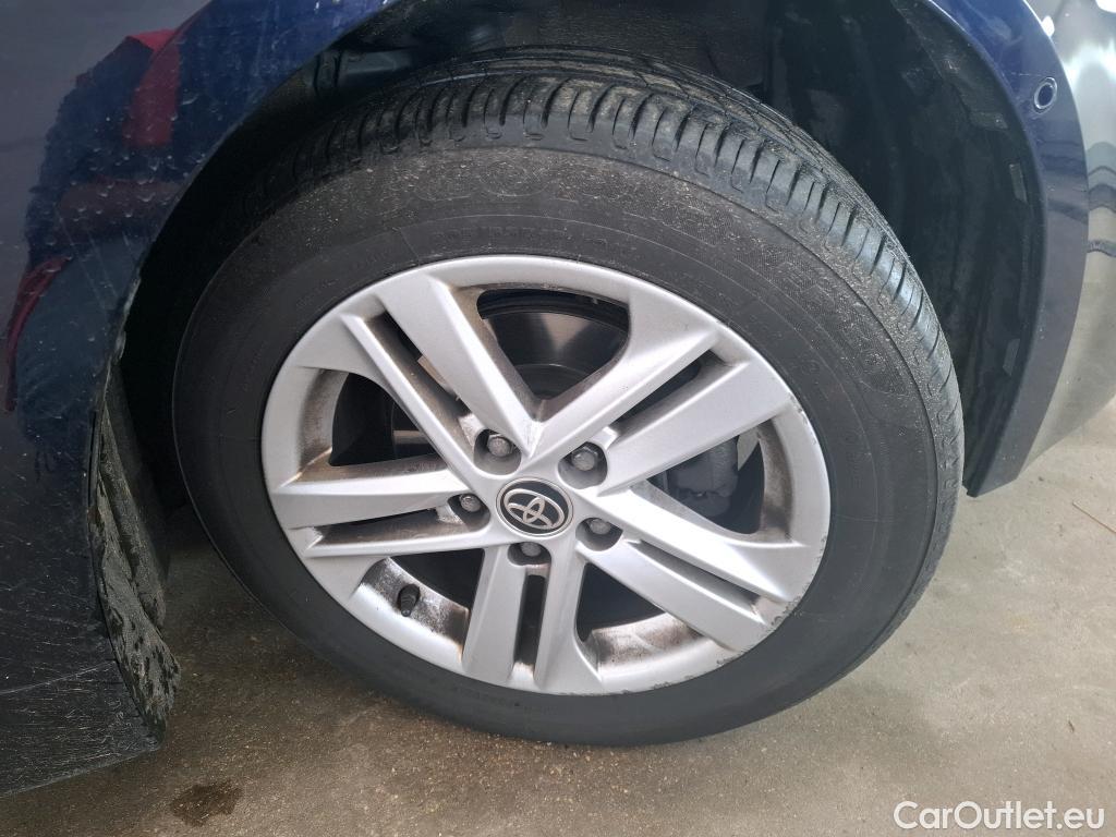  Toyota  Corolla TOYOTA  / 2018 / 5P / Berline Hybride 122h Dynamic Business Stage Acad #7