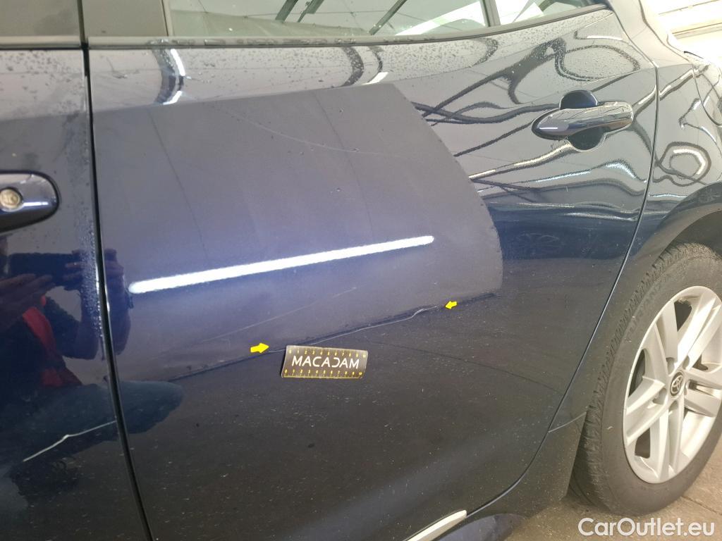  Toyota  Corolla TOYOTA  / 2018 / 5P / Berline Hybride 122h Dynamic Business Stage Acad #4