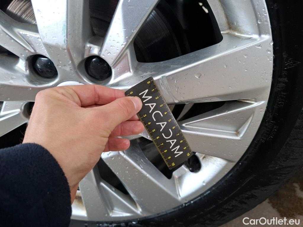  Peugeot  5008  Active Business 1.2 PureTech 130CV BVA8 E6d #84