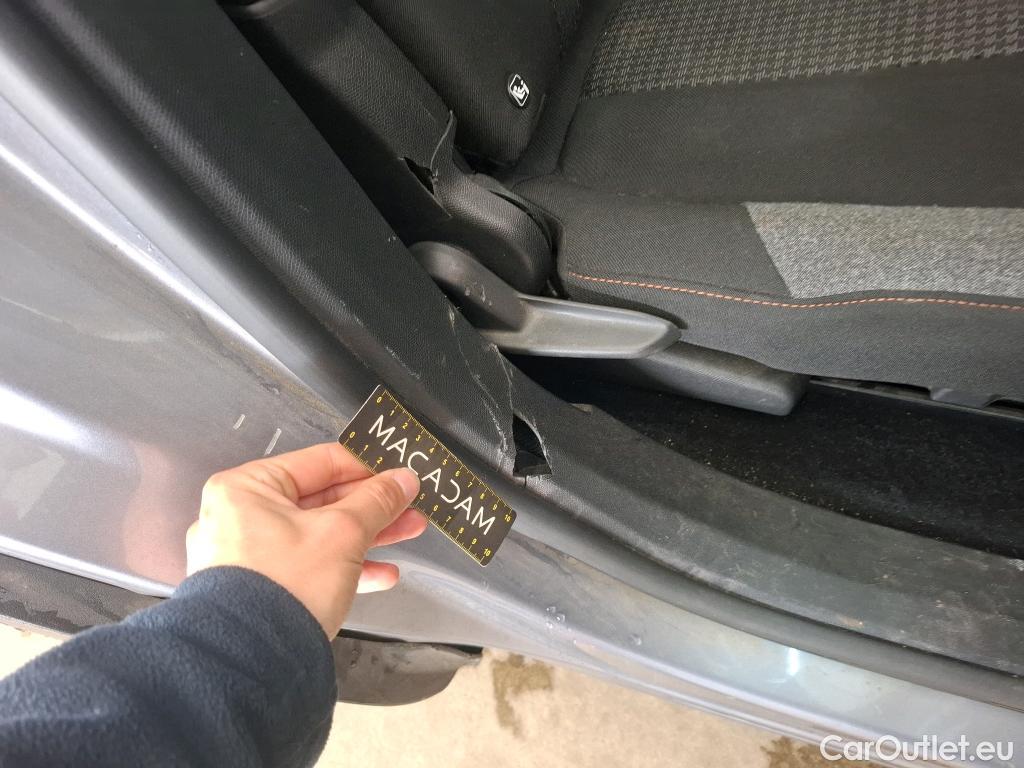  Peugeot  5008  Active Business 1.2 PureTech 130CV BVA8 E6d #56