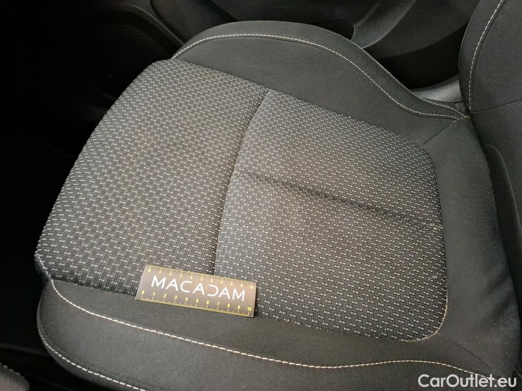  Renault  Kadjar RENAULT  / 2018 / 5P / Crossover Business TCe 140 EDC FAP - 21 #13