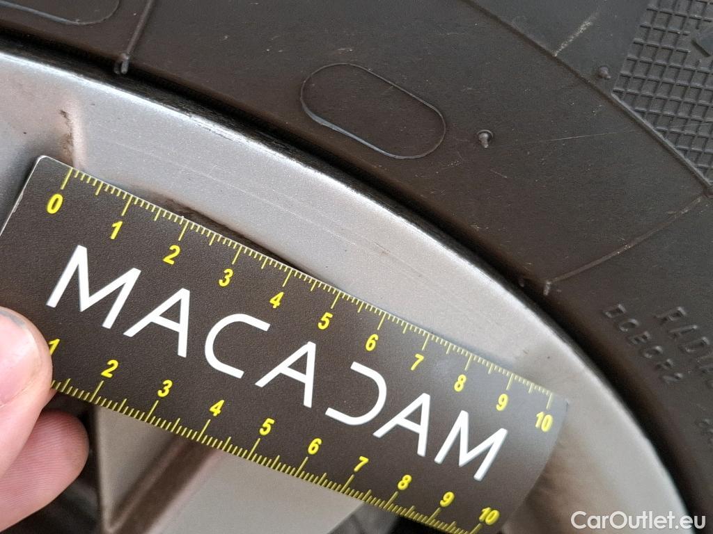  Peugeot  5008  Active Business 1.2 PureTech 130CV BVA8 7 Sieges E6dT #51