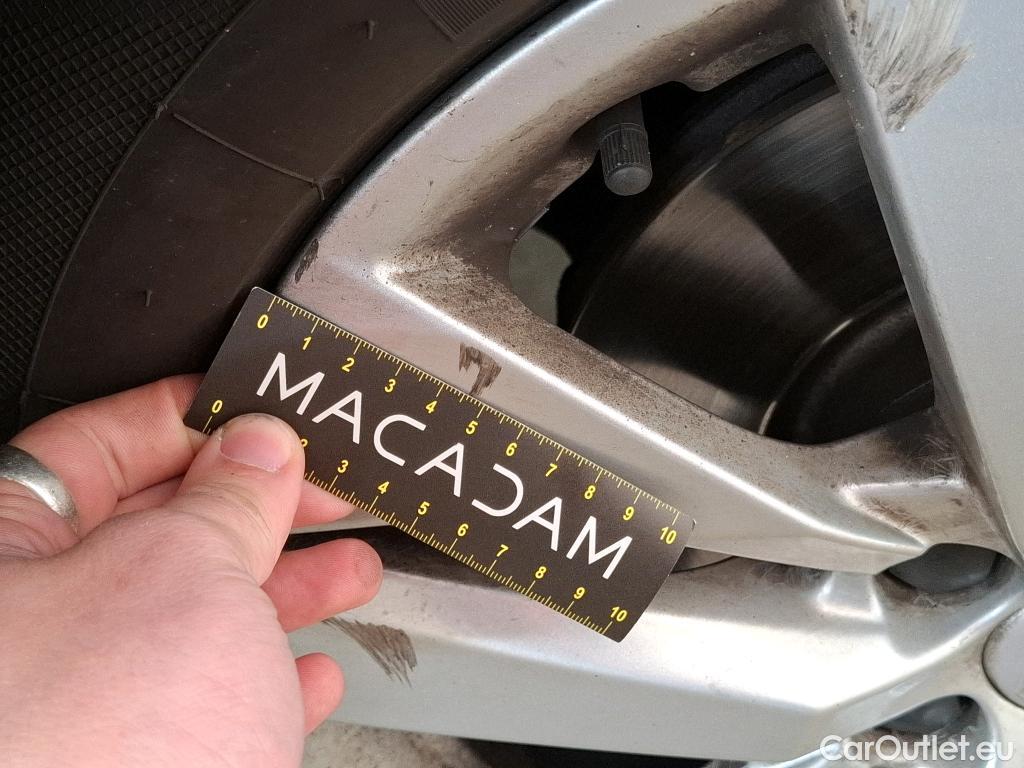  Peugeot  5008  Active Business 1.2 PureTech 130CV BVA8 7 Sieges E6dT #35