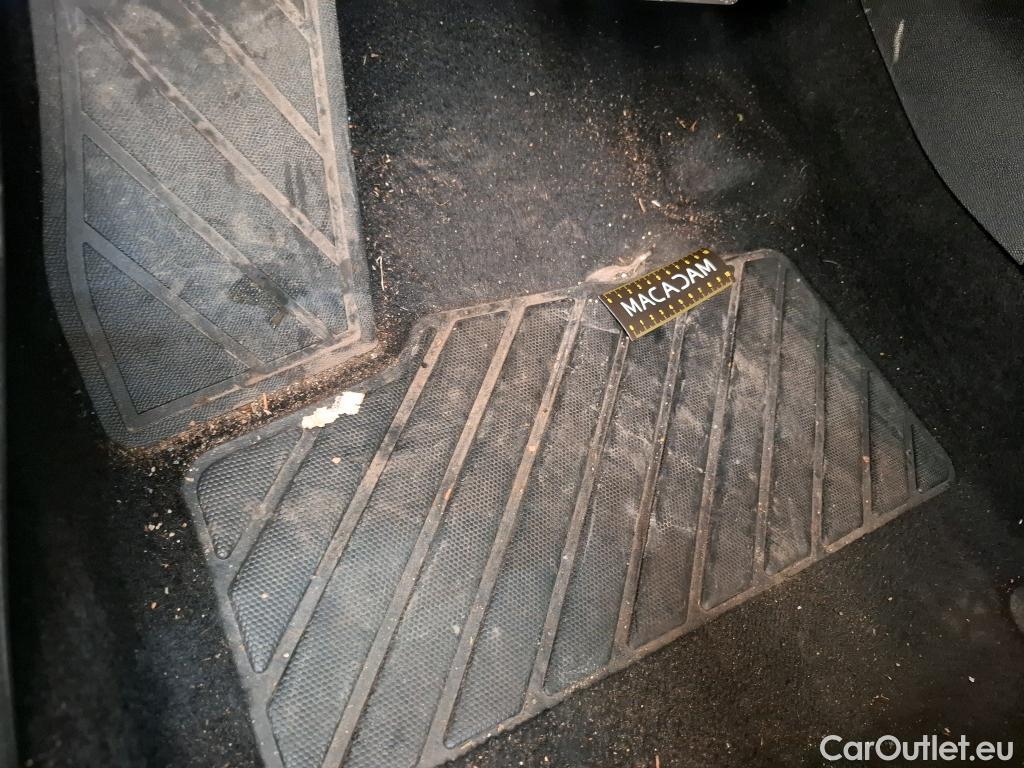  Peugeot  5008  Active Business 1.2 PureTech 130CV BVA8 7 Sieges E6dT #59