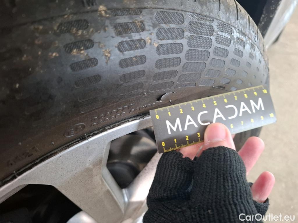  Renault  Kadjar RENAULT  / 2018 / 5P / Crossover Business TCe 140 EDC FAP - 21 #3