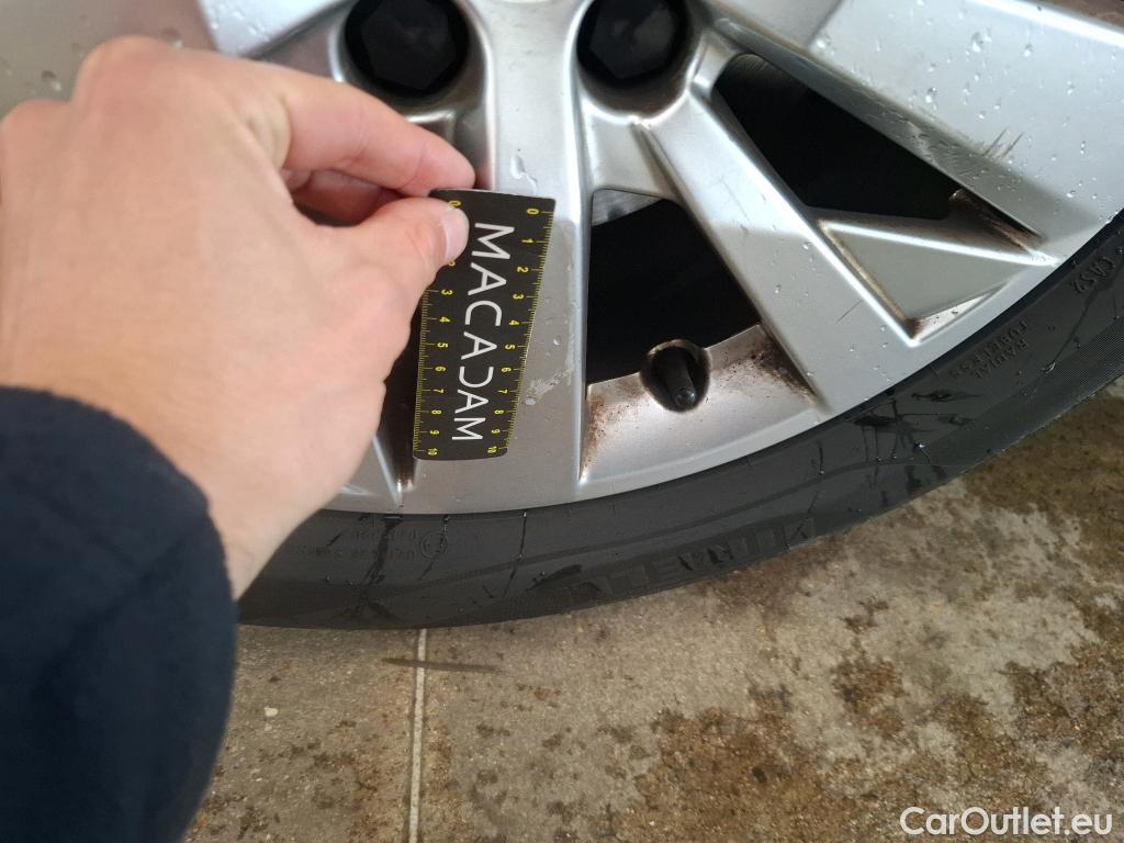  Peugeot  5008  Active Business 1.2 PureTech 130CV BVA8 E6d #90