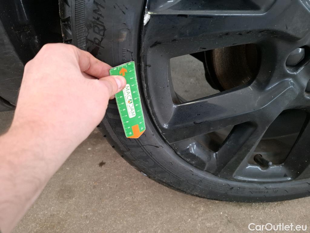  Citroen  C5 CITROEN  Aircross / 2018 / 5P / SUV Hybrid 225 ë-EAT8 Shine Pack #13