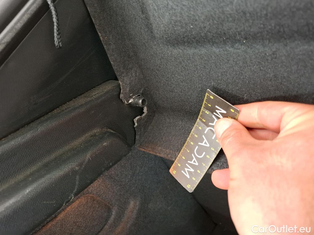  Peugeot  208  Active Pack 1.5 HDi 100CV BVM6 E6d #15