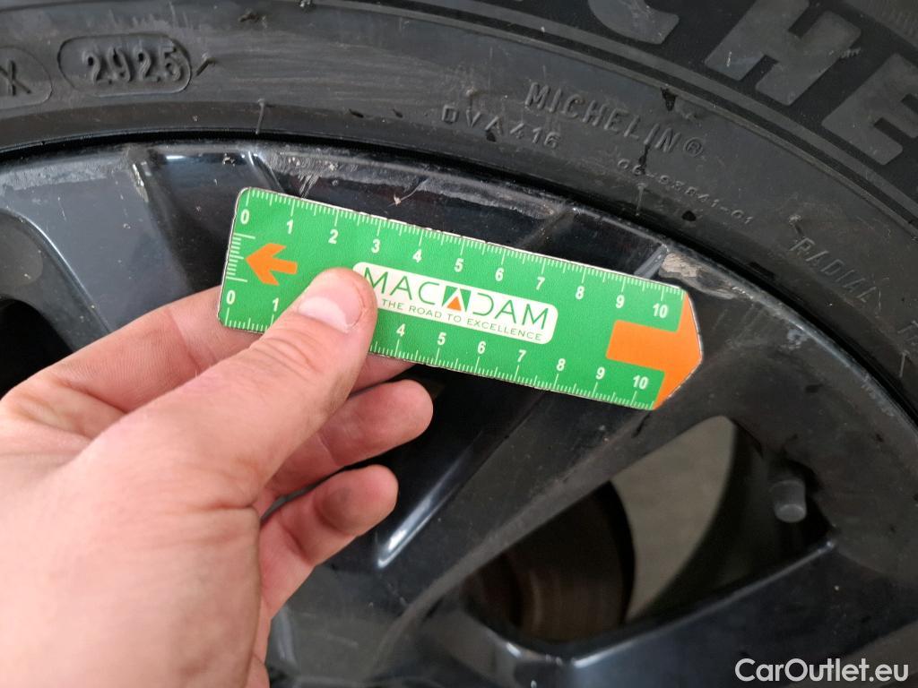  Citroen  C5 CITROEN  Aircross / 2018 / 5P / SUV Hybrid 225 ë-EAT8 Shine Pack #18