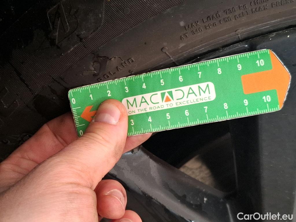  Citroen  C5 CITROEN  Aircross / 2018 / 5P / SUV Hybrid 225 ë-EAT8 Shine Pack #4