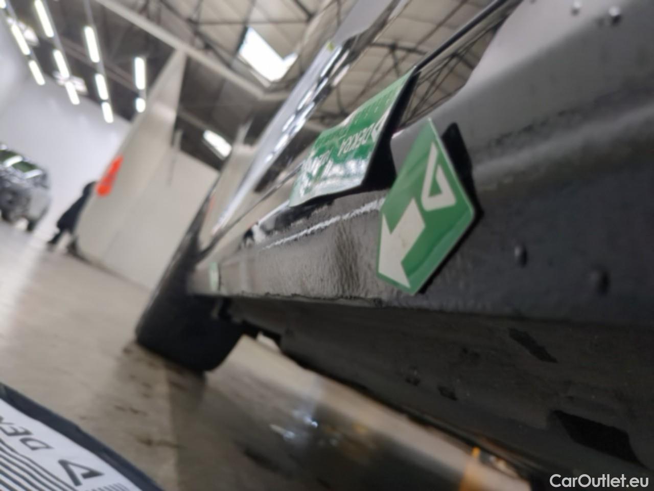  Peugeot  308  Allure Pack 1.2 PureTech 130CV BVA8 E6d #32