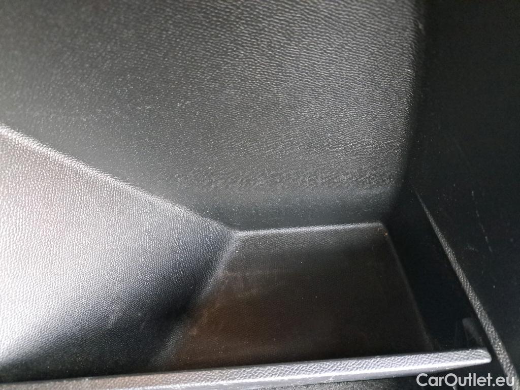  Peugeot  2008  Allure Business 1.5 HDi 110CV BVM6 E6d #5