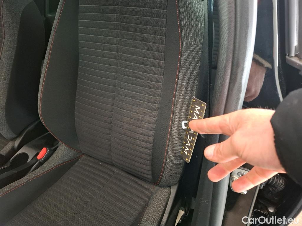  Peugeot  208  Active Pack 1.5 HDi 100CV BVM6 E6d #34