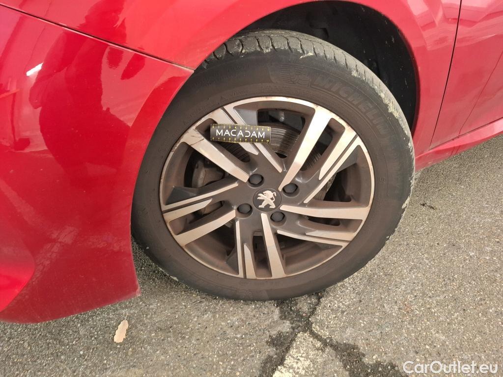  Peugeot  208  Allure 1.2 PureTech 100CV BVM6 E6d #1