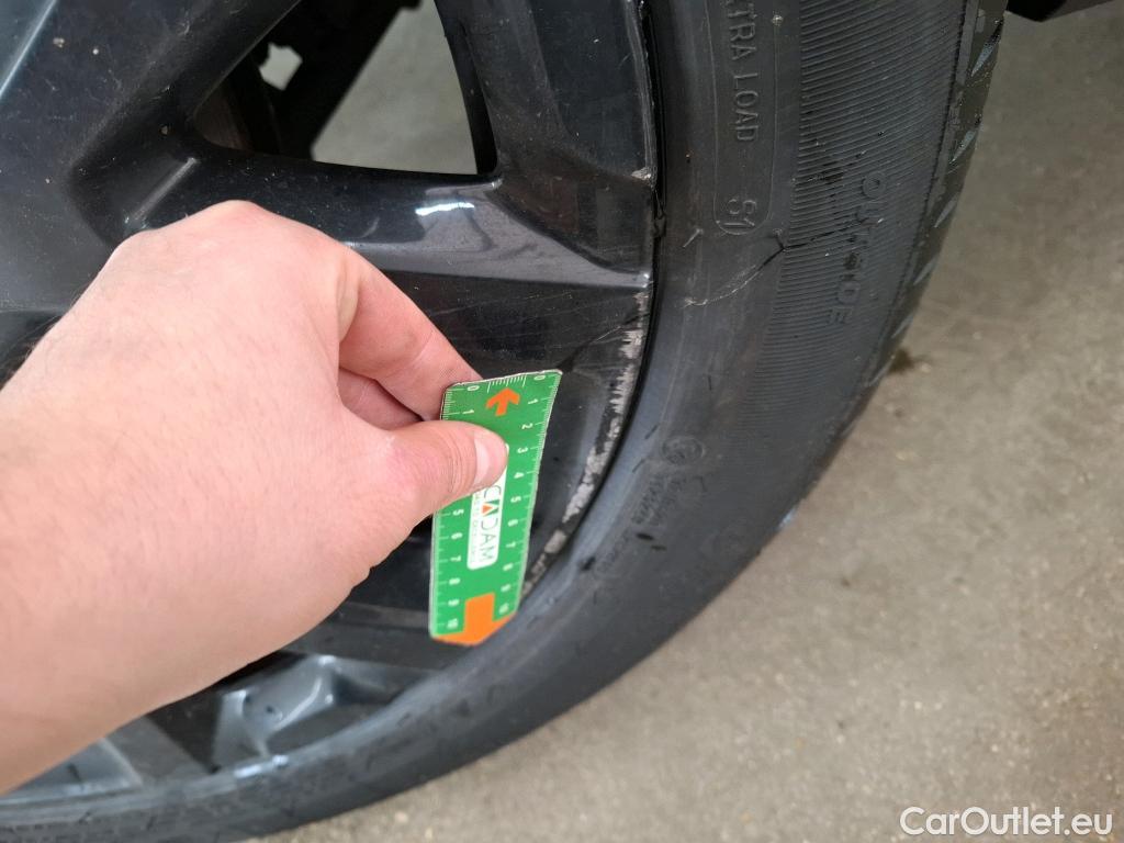  Citroen  C5 CITROEN  Aircross / 2018 / 5P / SUV Hybrid 225 ë-EAT8 Shine Pack #21