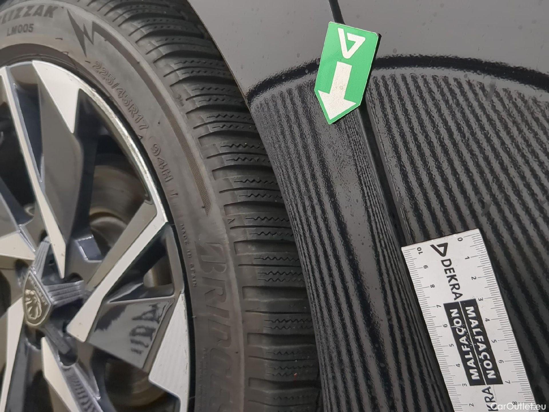  Peugeot  308  Allure Pack 1.2 PureTech 130CV BVA8 E6d #18