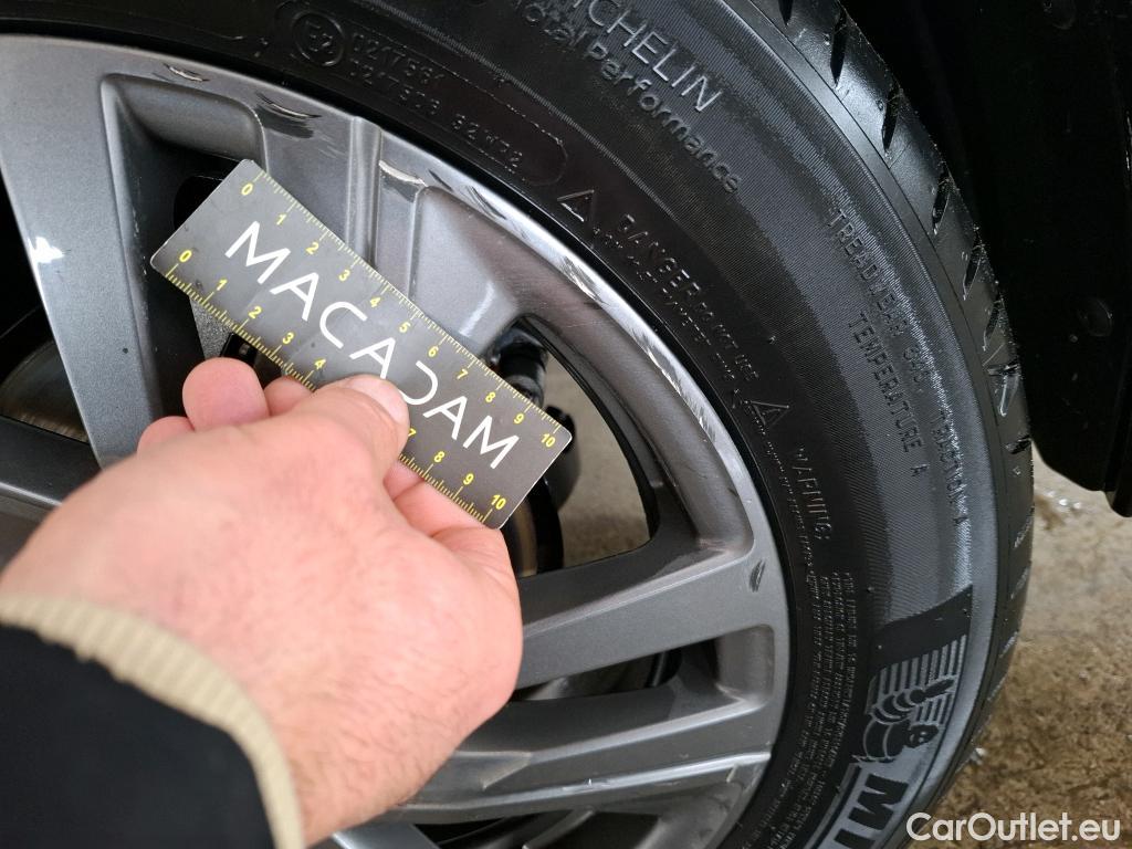  Peugeot  208  Active Pack 1.5 HDi 100CV BVM6 E6d #28