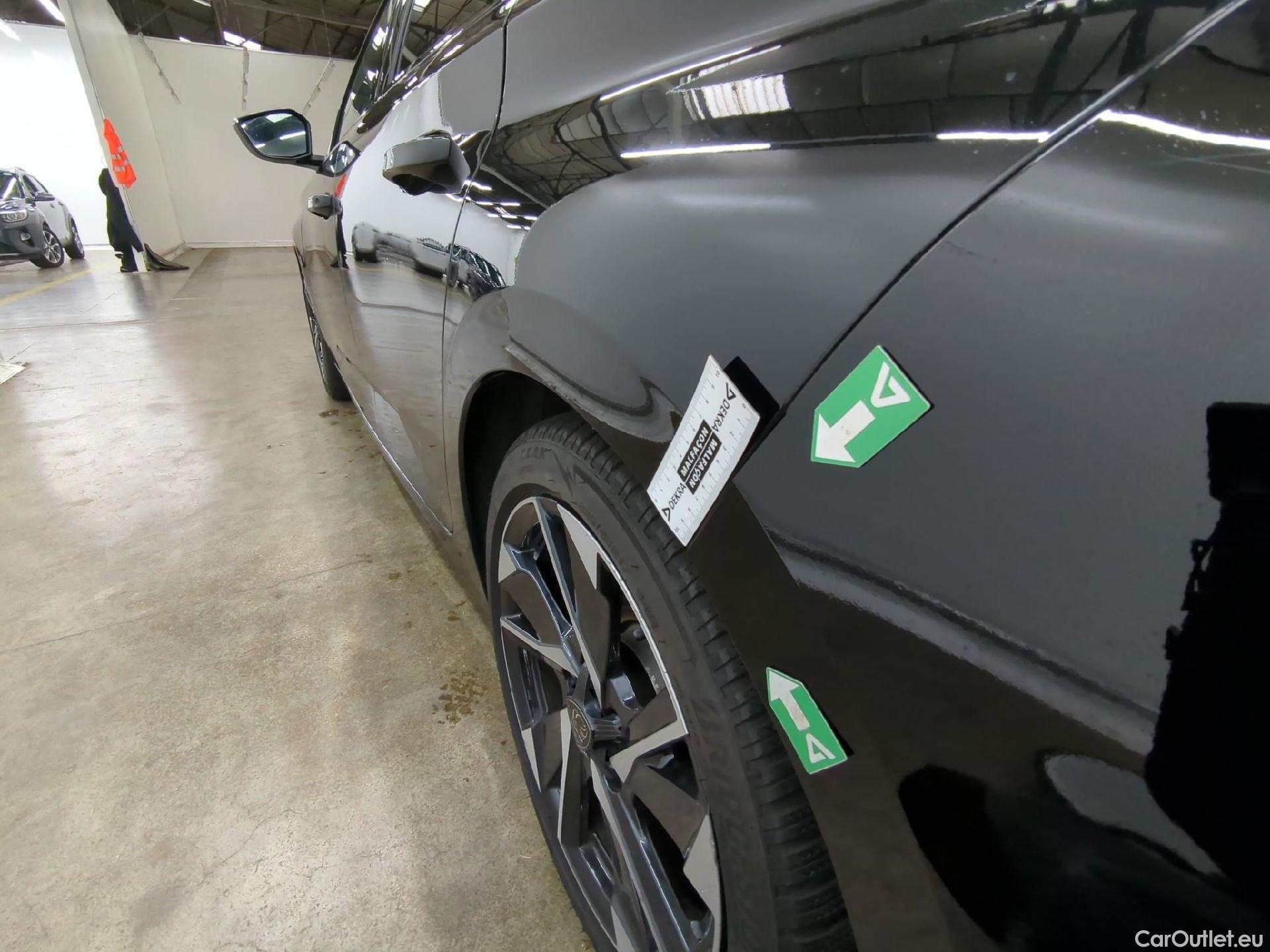  Peugeot  308  Allure Pack 1.2 PureTech 130CV BVA8 E6d #37