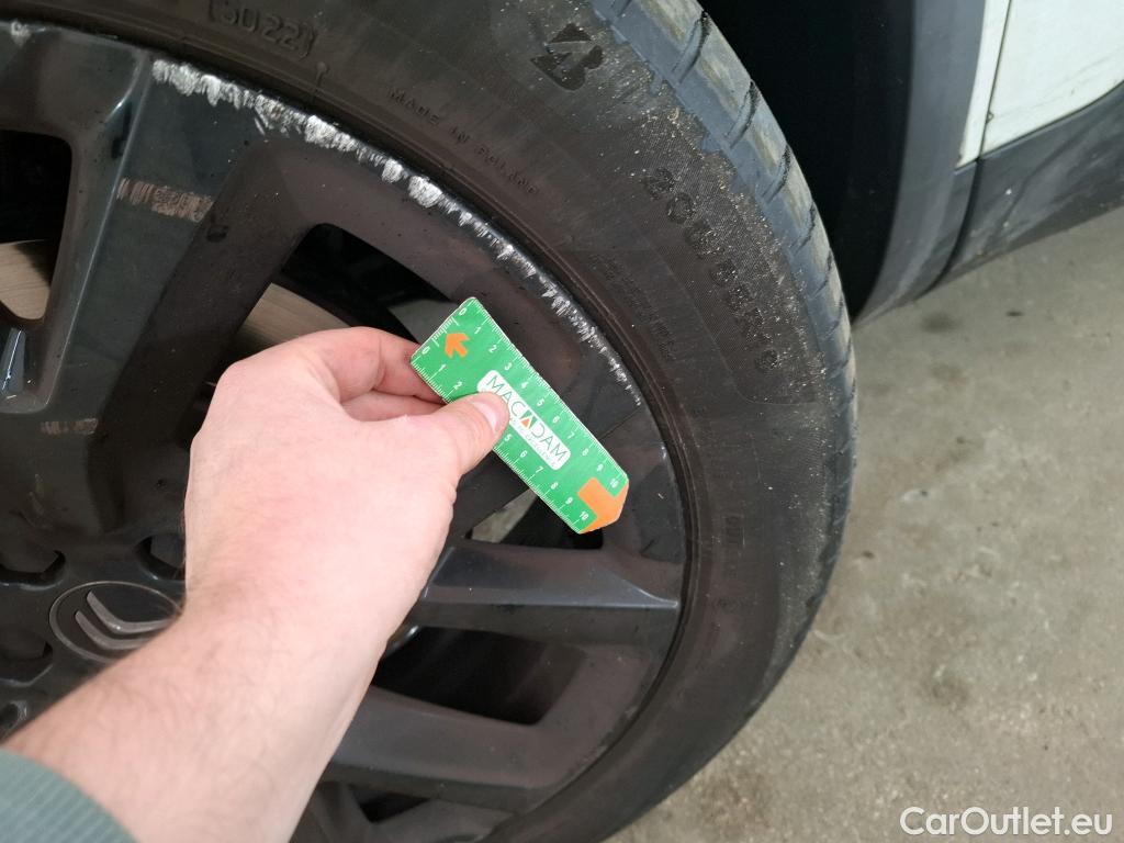  Citroen  C5 CITROEN  Aircross / 2018 / 5P / SUV Hybrid 225 ë-EAT8 Shine Pack #10