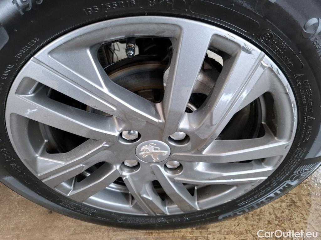  Peugeot  208  Active Pack 1.5 HDi 100CV BVM6 E6d #27