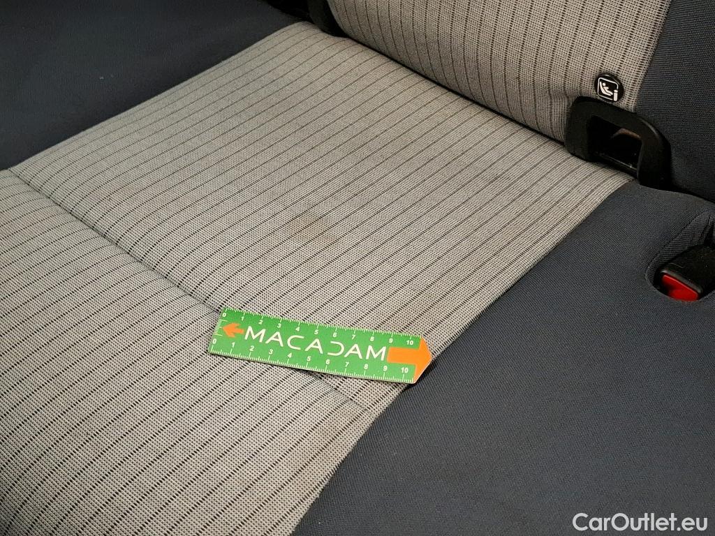  Fiat  500  e Icone 42kWh BVA #33