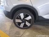  Volvo  XC 40 VOLVO XC40 / 2021 / 5P / SUV T5 RECHARGE PLUG-IN AUTO ULTIMATE DARK #18