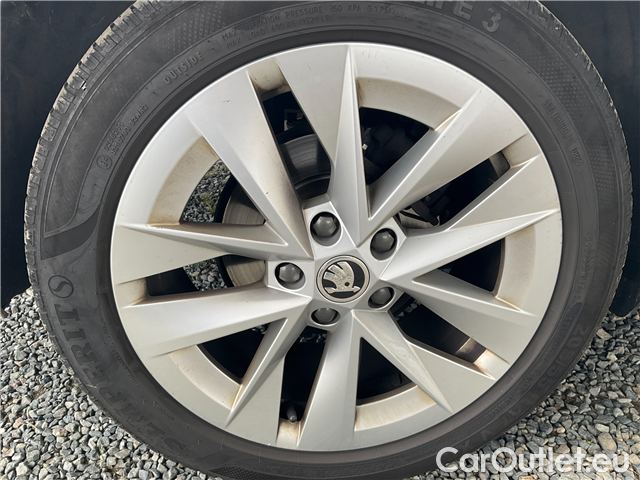  Skoda  Octavia Oct.Combi 2.0TDI 110 Style AT #11