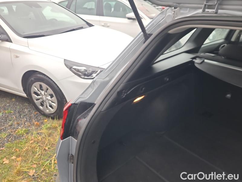  KIA  Cee'd Ceed Sportswagon (2018->) Ceed SW 1.5 T-GDI 118 Fresh #18