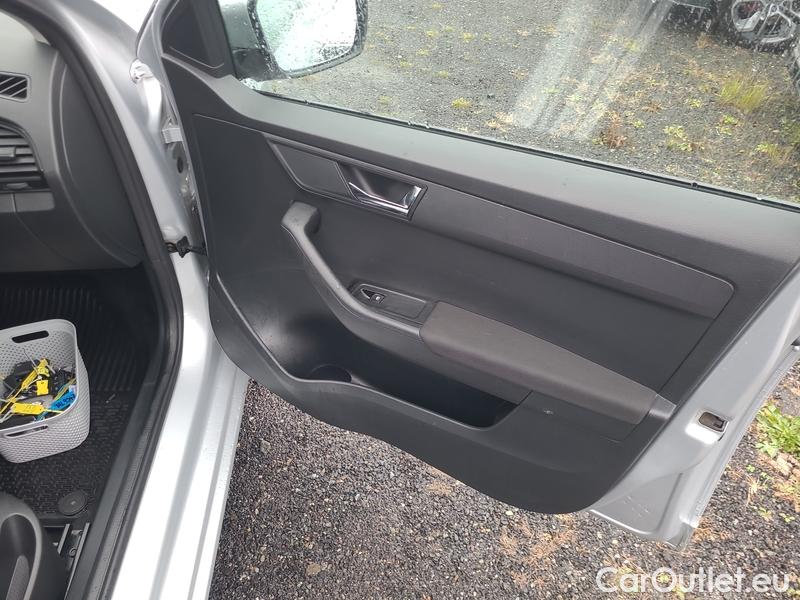  Skoda  Fabia  Combi (2015)  Com.1.0TSI 70 Ambition #27