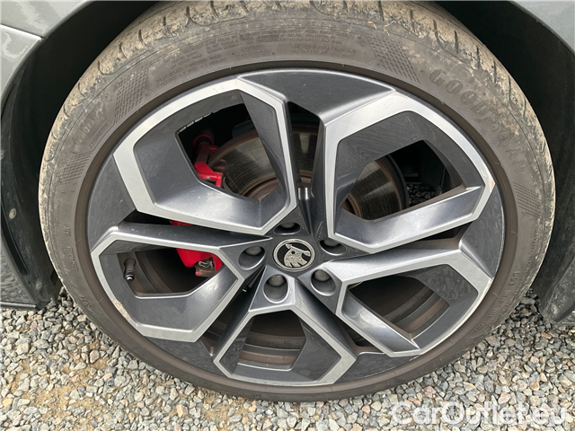  Skoda  Octavia Oct.C. 2.0TDI 147 RS AT #12