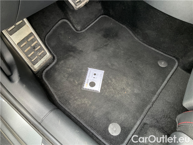  Skoda  Octavia Oct.C. 2.0TDI 147 RS AT #10