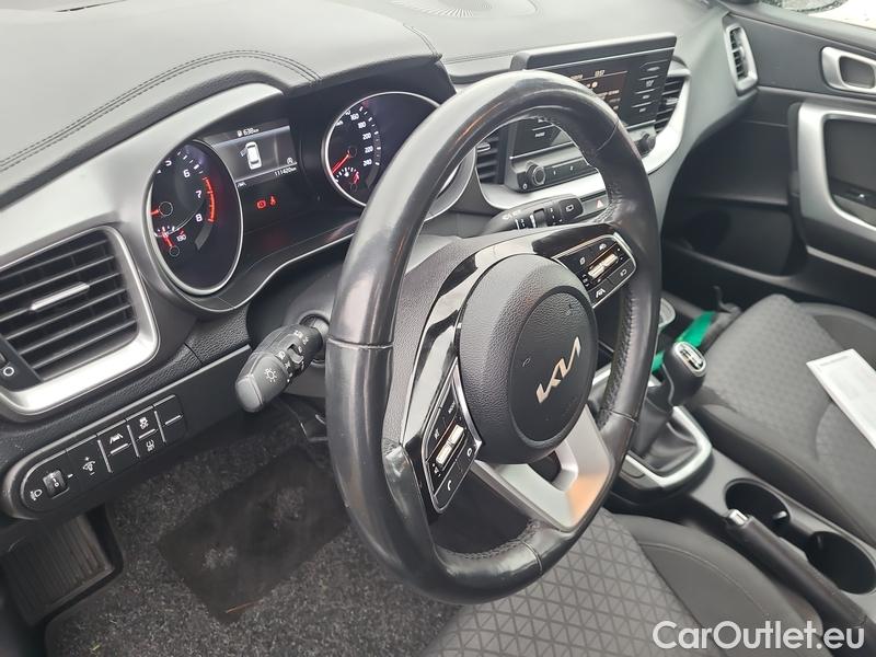  KIA  Cee'd Ceed Sportswagon (2018->) Ceed SW 1.5 T-GDI 118 Fresh #7