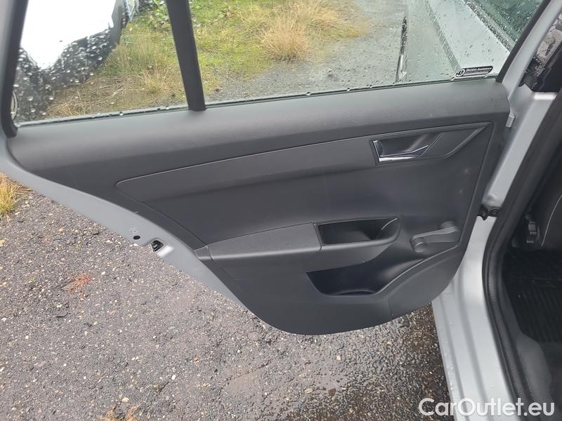  Skoda  Fabia  Combi (2015)  Com.1.0TSI 70 Ambition #13