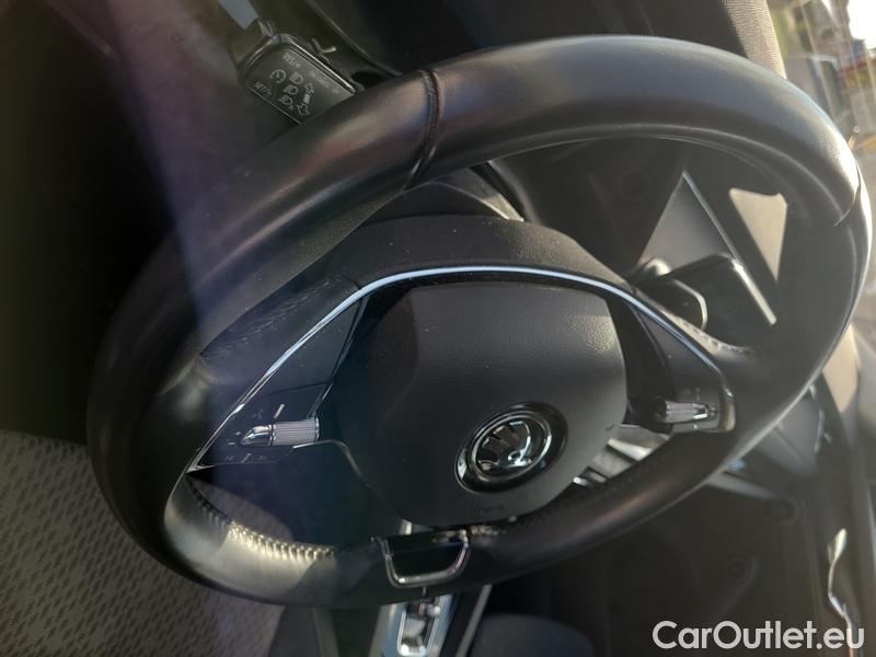  Skoda  Octavia  Lim. (NX3)(2020)  1.5e-TEC 110 Style AT #14