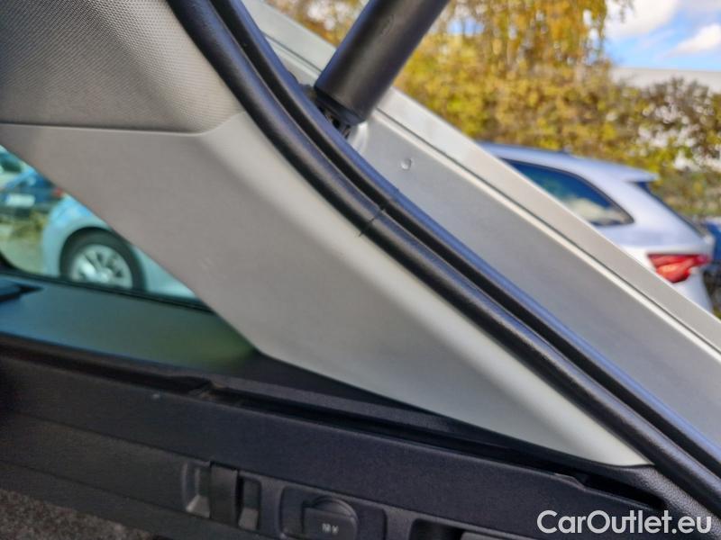  Skoda  Superb  Combi (3V5)(2015) Sup.C.FL2.0TDI 140 Sco.4x4 AT #29