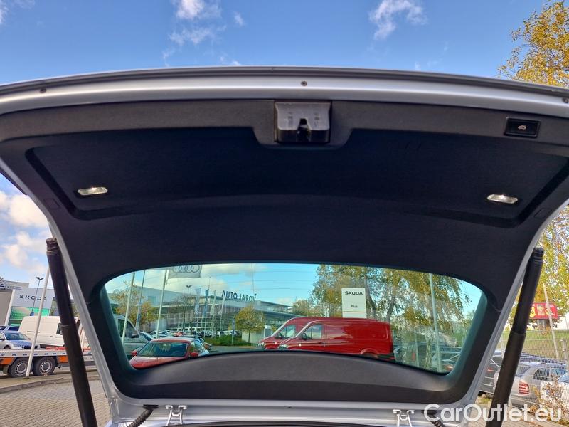  Skoda  Superb  Combi (3V5)(2015) Sup.C.FL2.0TDI 140 Sco.4x4 AT #27