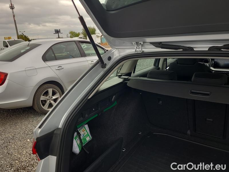 Skoda  Octavia  Combi (NX3)(2020) Oct.Combi 2.0TDI 110 Style AT #14