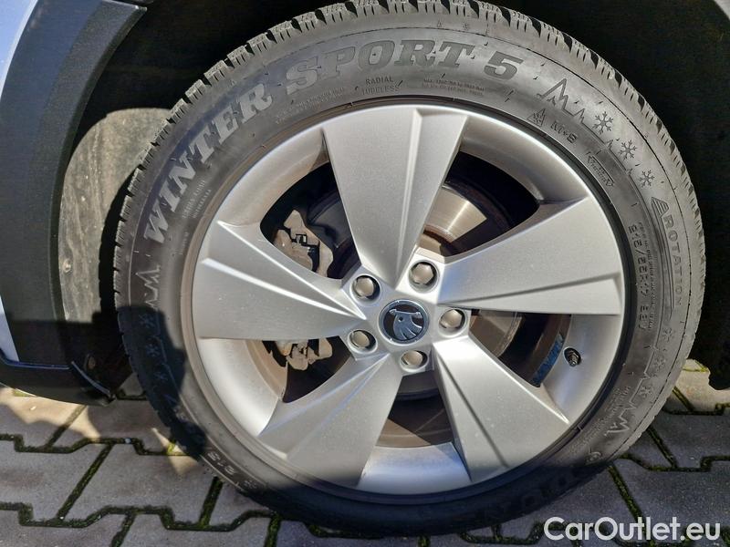  Skoda  Superb  Combi (3V5)(2015) Sup.C.FL2.0TDI 140 Sco.4x4 AT #8