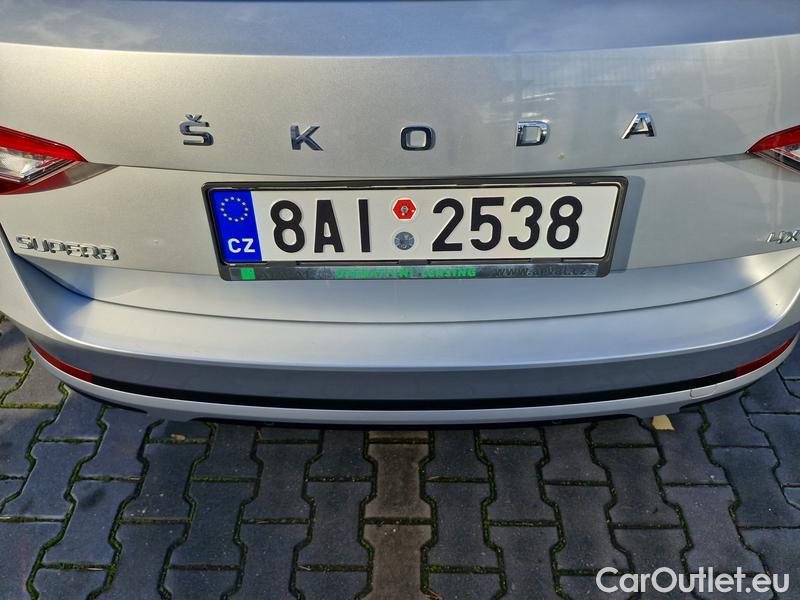  Skoda  Superb  Combi (3V5)(2015) Sup.C.FL2.0TDI 140 Sco.4x4 AT #25